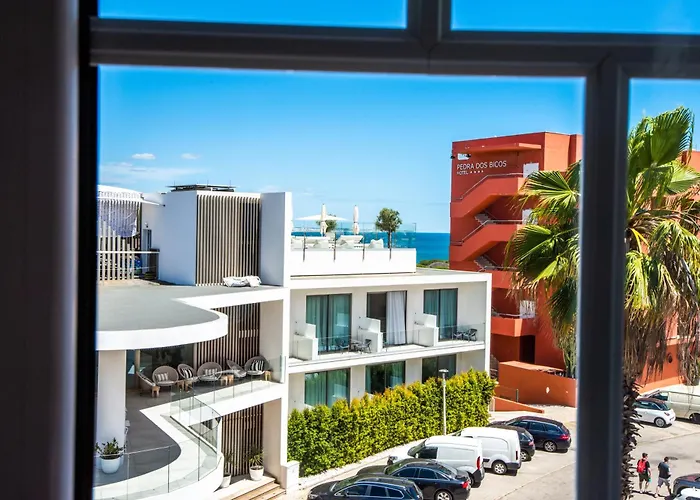 Charm T2 With Big Terrace Self Check-in Αλμπουφέιρα