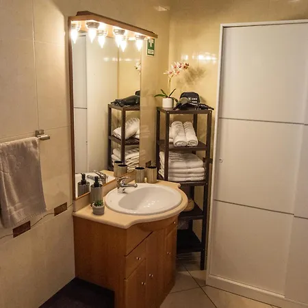 Charm Apartment T2 With Big Private Terrace Self Check-In * 阿尔布费拉