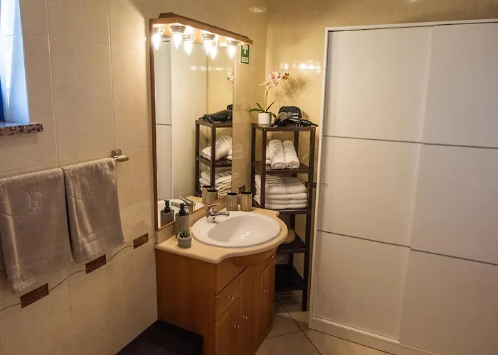 Charm T2 With Big Terrace Self Check-in * Albufeira